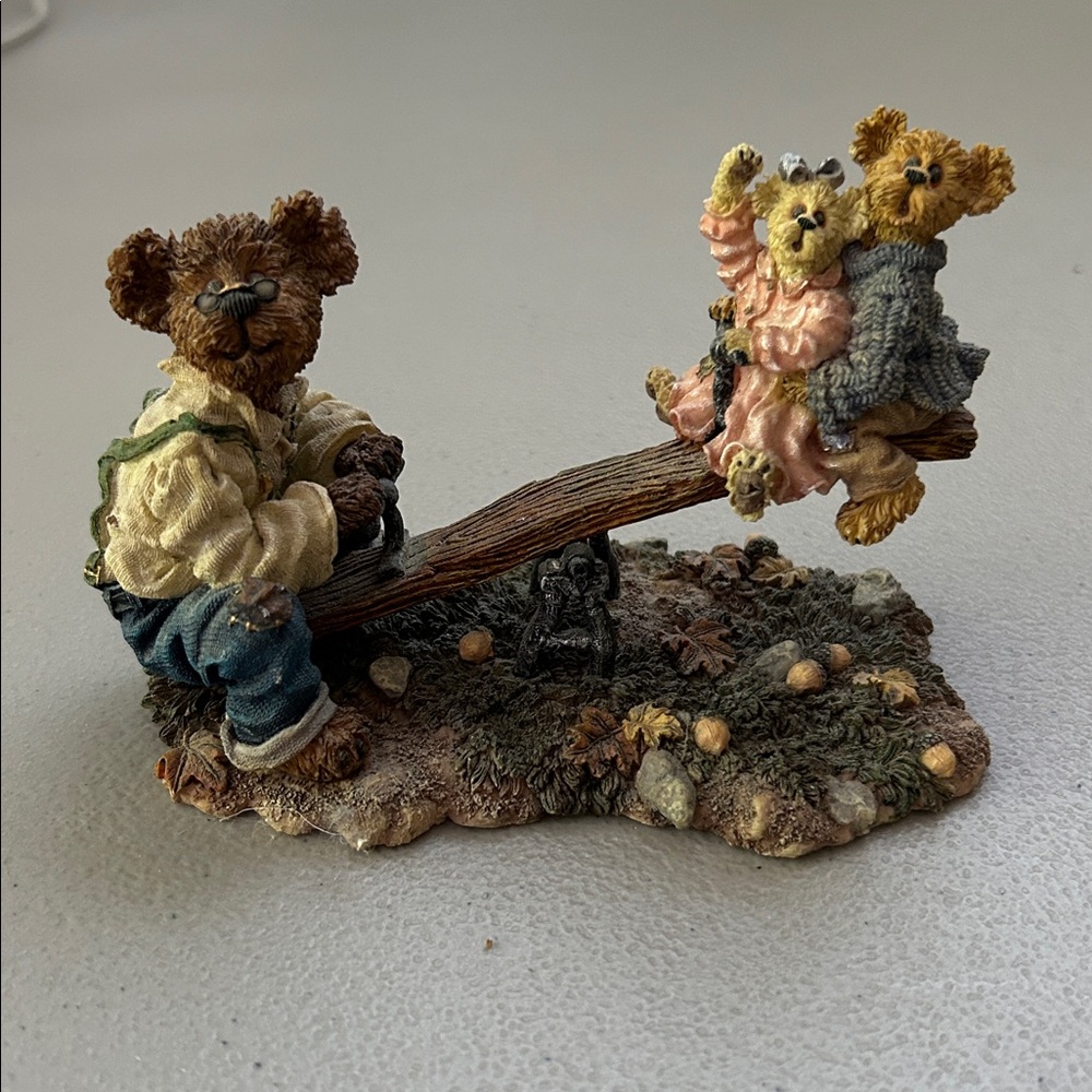Boyds Bears & Friends Bearstone Seesaw with 3 bears